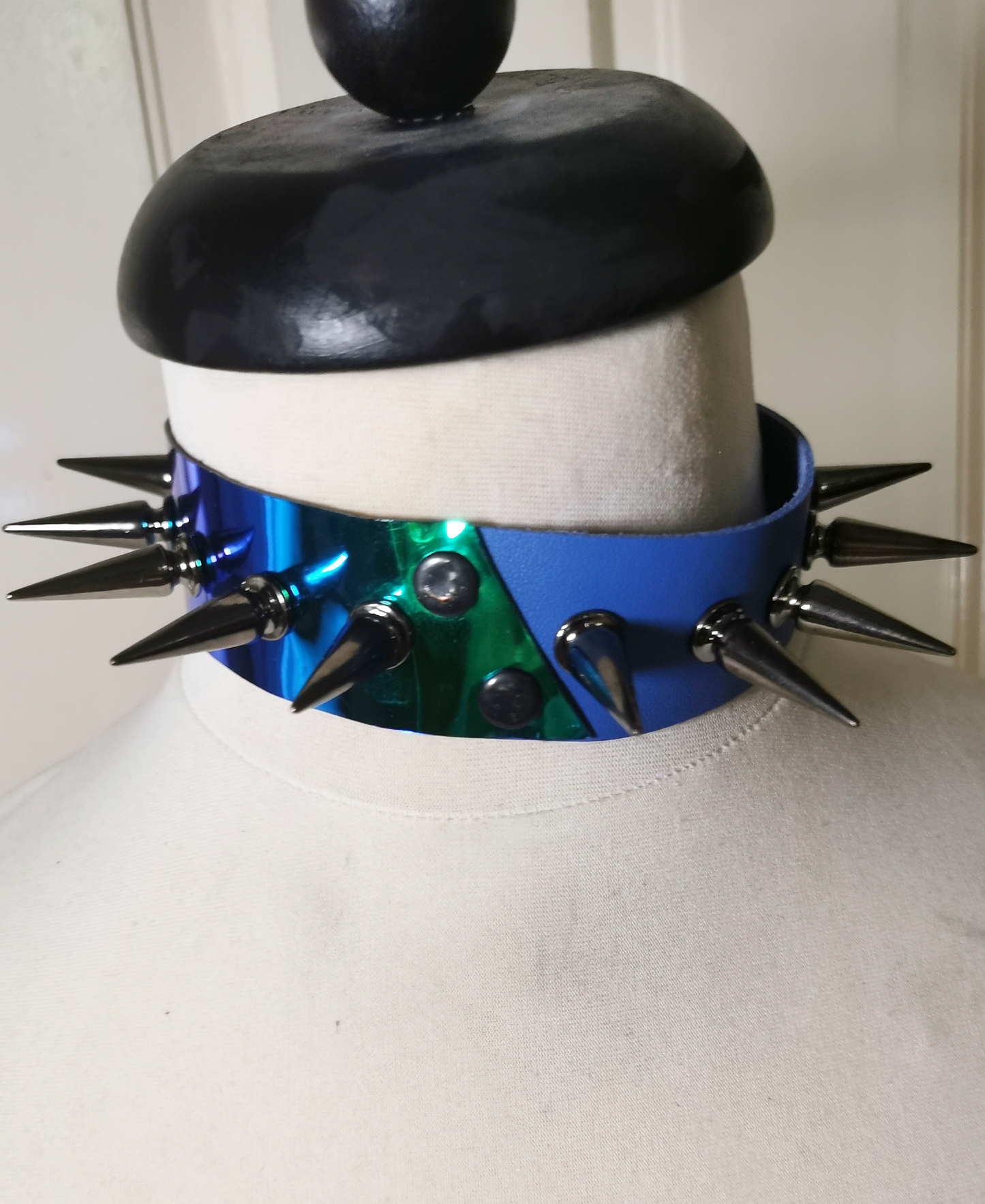 Custom Duality choker